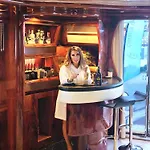 Ботель Super Yacht Located In Puerto Banus