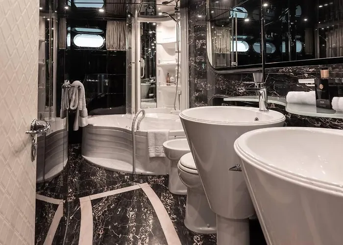 Botel Super Yacht Located In Puerto Banus *
