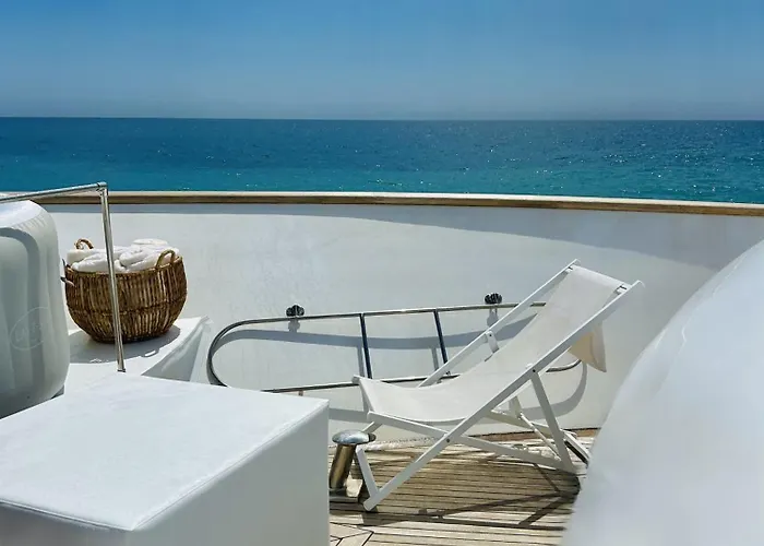 보트호텔 Super Yacht Located In Puerto Banus *